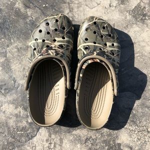 Camo crocs